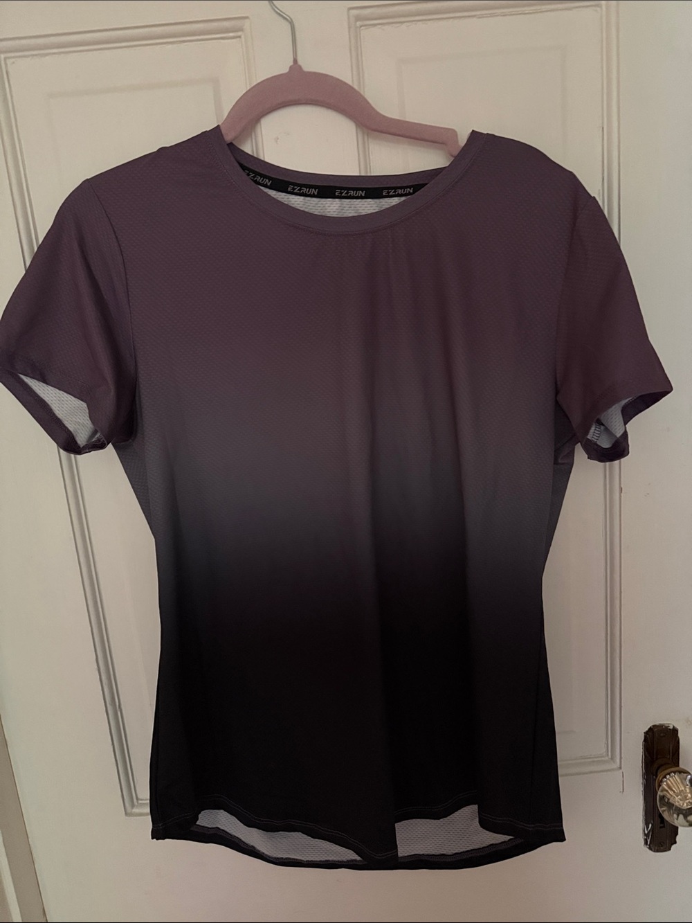 Women's Ombre Short-Sleeve Athletic Tee - Purple to Black